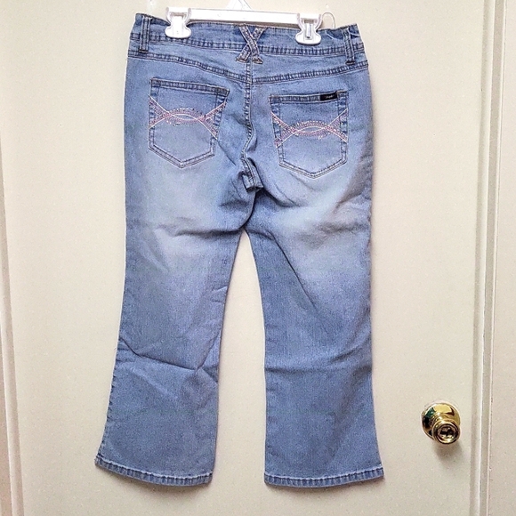 Vintage Lt Blue Faded Denim Capris with Pink Stitching and Beads on Back Pockets - Picture 3 of 7